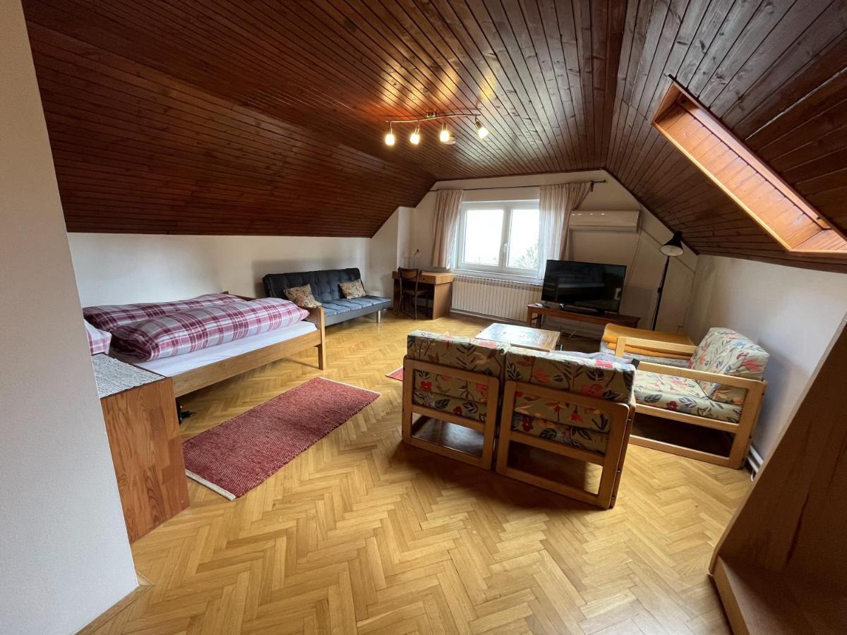 Cozzy Apartment In Nature Zagreb Extérieur photo